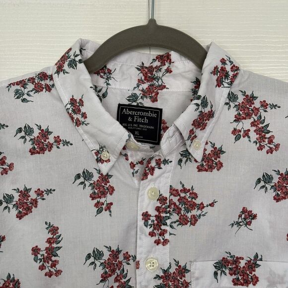 Men’s Abercrombie & Fitch Floral Half Button Pullover Short Sleeve Shirt Size XL - Picture 2 of 8